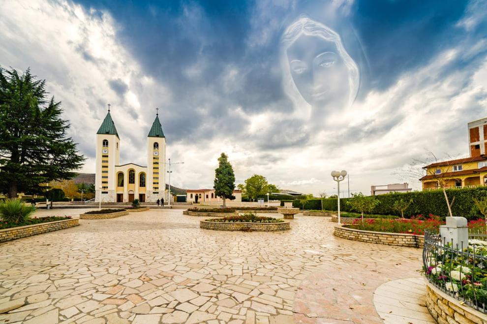 Hotel Barbaric Medjugorje Ngoại thất bức ảnh