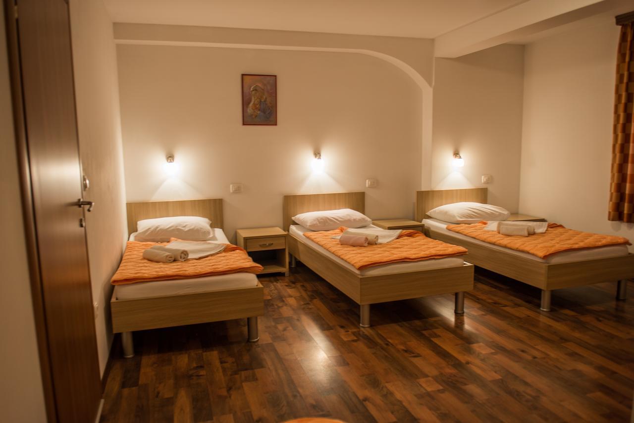 Hotel Barbaric Medjugorje Ngoại thất bức ảnh
